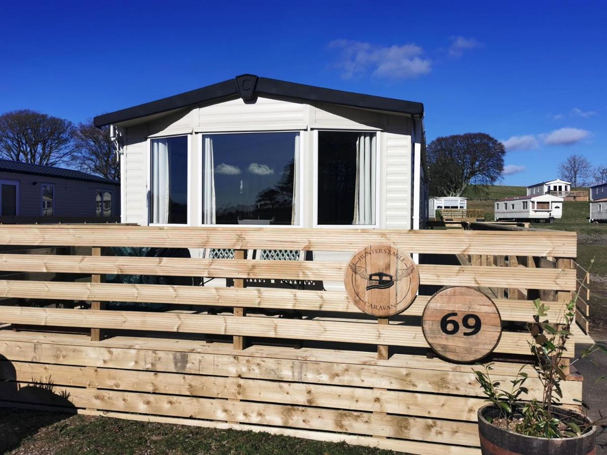 Delightful 3-bedroom Static Caravan With Lazy And Loch View Balminnoch