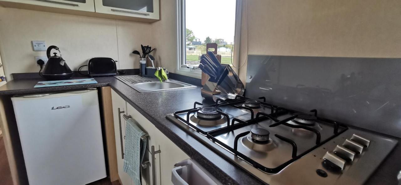 Holiday home Delightful 3-bedroom Static Caravan With Lazy And Loch View Balminnoch